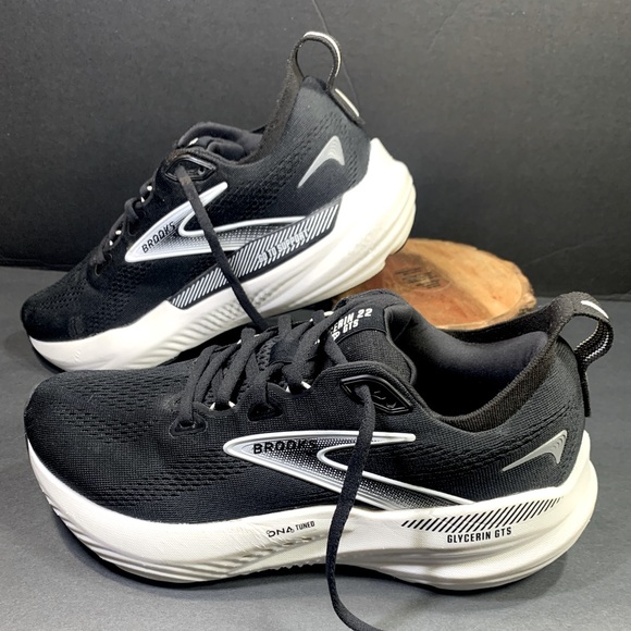 Brooks Shoes - Brooks Glycerin 22 Women’s Sneakers Running Walking Shoe Size- 8